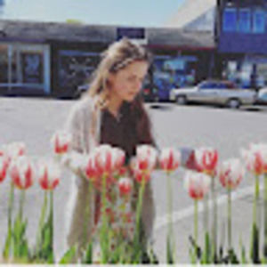 Meet your Posher, Faythe